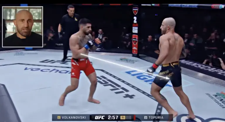 Ilia Topuria en Alexander Volkanovski tijdens UFC 298 vedergewicht titelgevecht Anaheim 2024